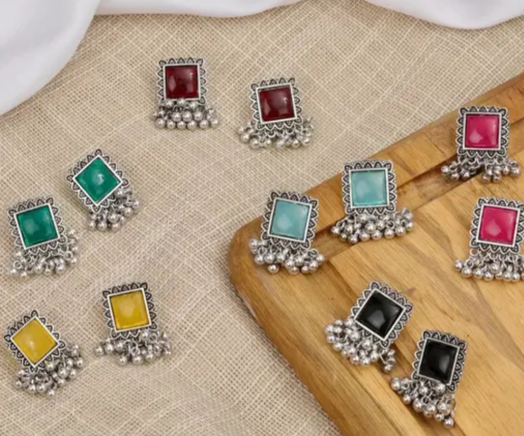 Image 2 Earrings - Image 1